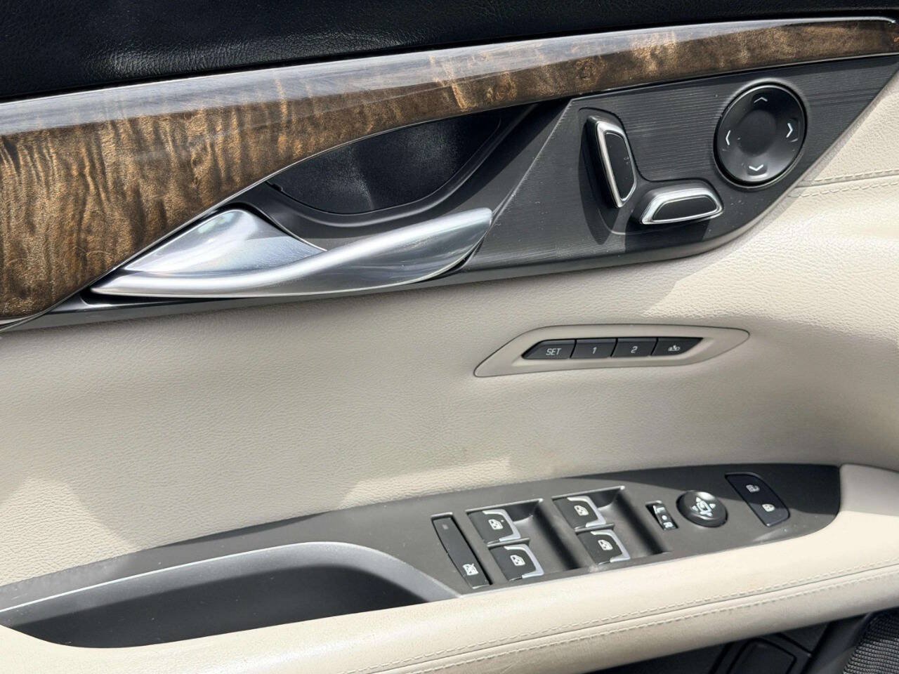 Used 2018 Cadillac CT6 Luxury AWD/4WD image 19