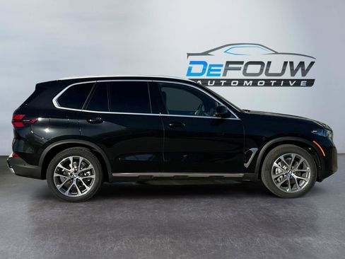 Used 2026 BMW X5 xDrive40i AWD/4WD image 2