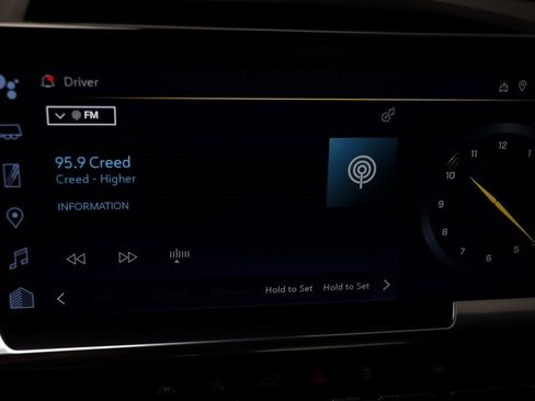 Used 2024 Chevrolet Silverado 1500 RST w/ Protection Package image 10