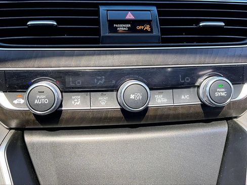 Used 2018 Honda Accord EX-L image 18