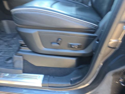 Used 2024 RAM 2500 Limited image 31