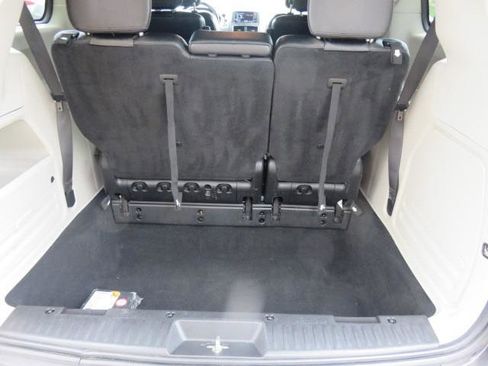 Used 2019 Dodge Grand Caravan SXT image 22