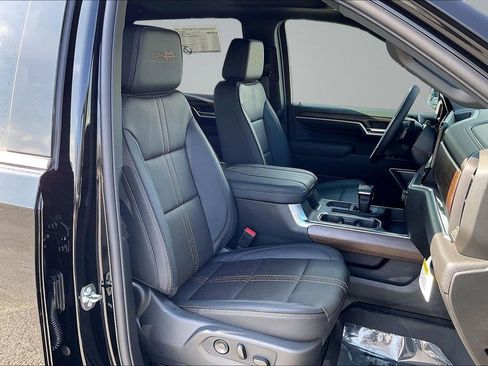 New 2026 Chevrolet Silverado 1500 High Country AWD/4WD image 11