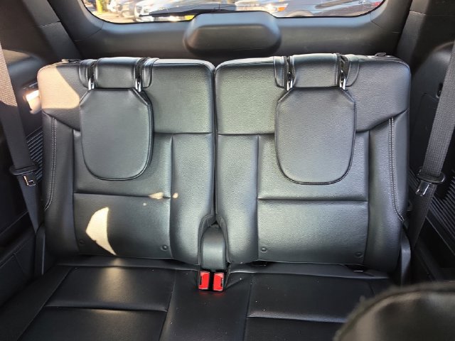 Used 2023 Ford Explorer ST w/ Equipment Group 401A AWD/4WD image 10