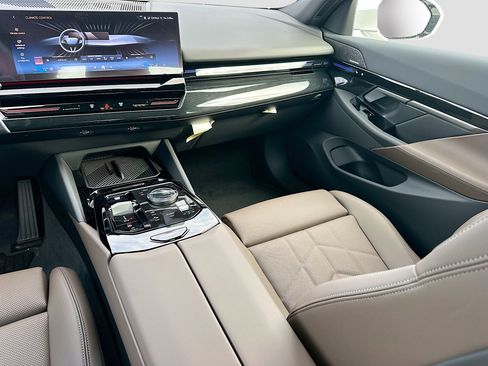 New 2026 BMW 530i 530i w/ Premium Package image 18