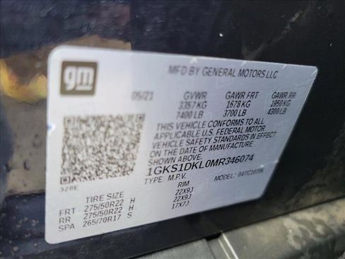 Used 2021 GMC Yukon Denali w/ Denali Premium Package image 24