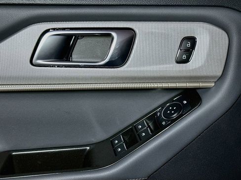 New 2026 Ford Explorer Active AWD/4WD image 14