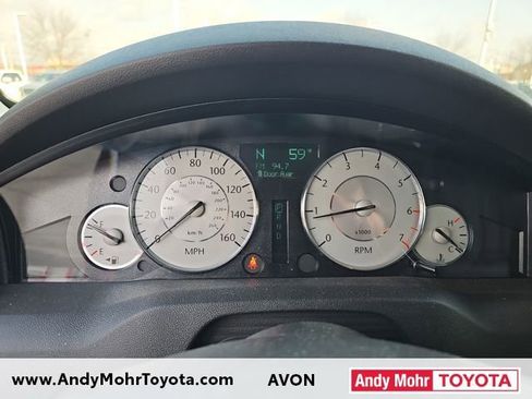 Used 2009 Chrysler 300 C w/ Luxury Group II image 18