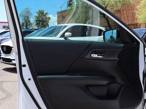 Used 2016 Honda Accord Sport image 36
