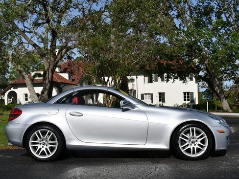 Used 2009 Mercedes-Benz SLK 300 image 44