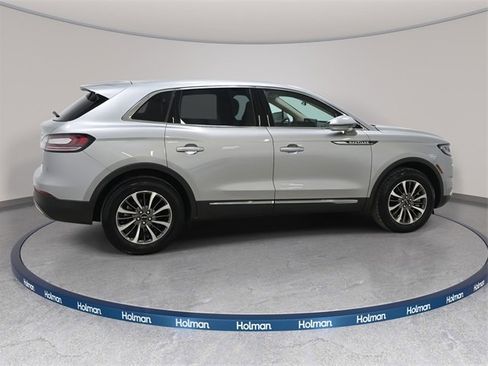 Used 2023 Lincoln Nautilus Standard image 5