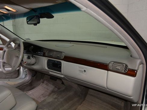 Used 1997 Cadillac De Ville D'Elegance w/ Safety/Security Pkg FWD image 13
