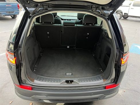 Used 2023 Land Rover Discovery Sport S image 24