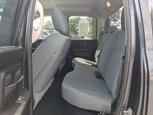 Used 2019 RAM 1500 Express AWD/4WD image 10