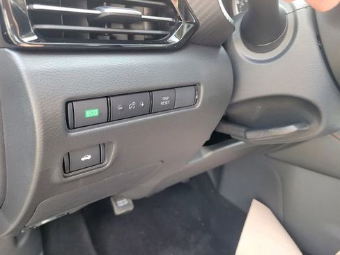 New 2025 Nissan Sentra SR w/ SR Premium Package image 20