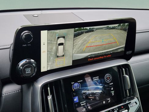 New 2026 Lexus LX 600 4WD w/ Luxury Package image 9