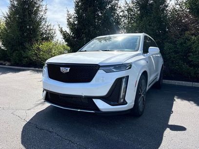 Used 2023 Cadillac XT6 Sport w/ Technology Package