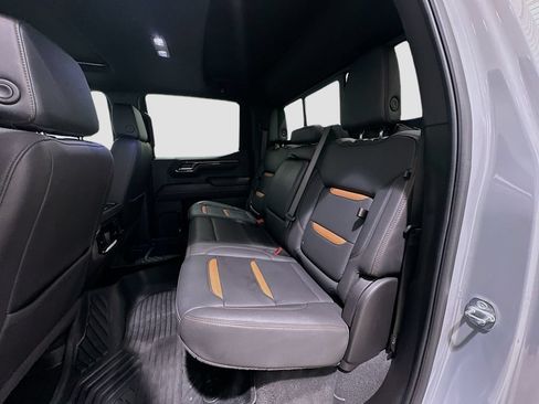Used 2024 GMC Sierra 1500 AT4 w/ Technology Package AWD/4WD image 25
