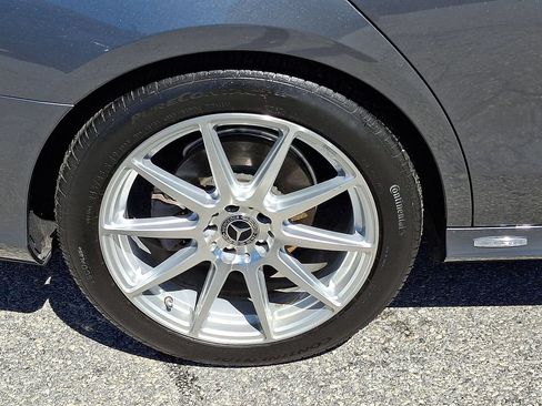 Used 2018 Mercedes-Benz E 300 4MATIC image 8