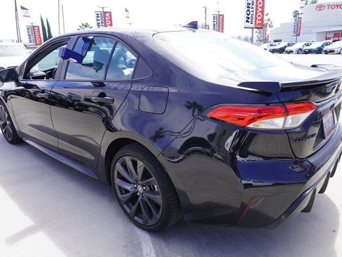 Used 2023 Toyota Corolla SE w/ Carpet Mat Package (TMS) FWD image 4