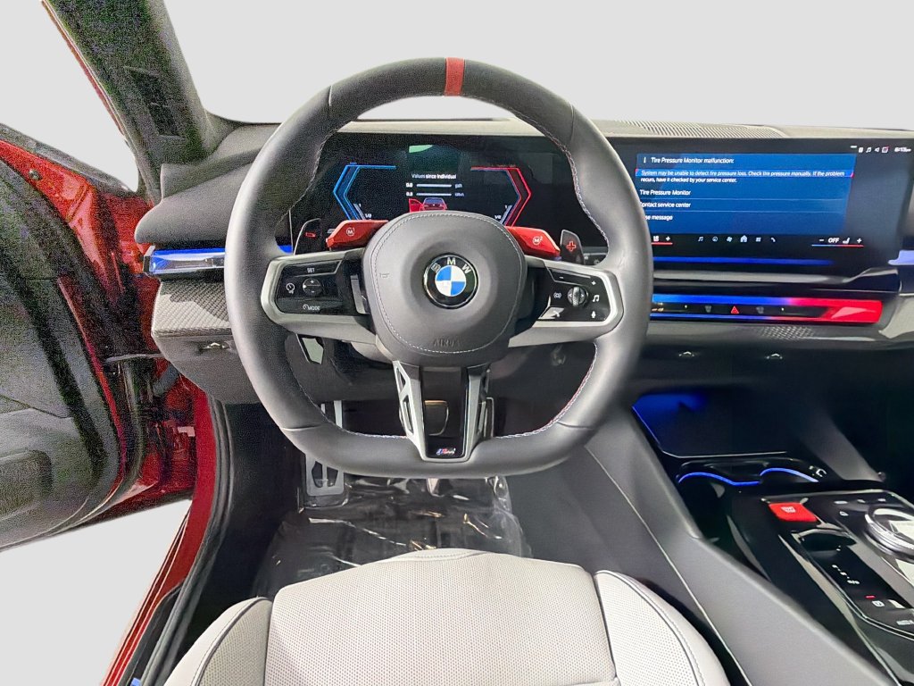 Used 2025 BMW M5 Touring AWD/4WD image 11