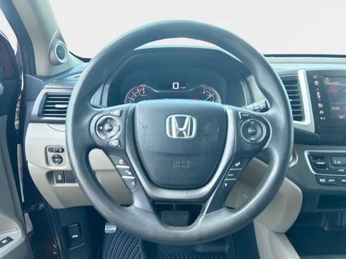 Used 2018 Honda Pilot EX image 16