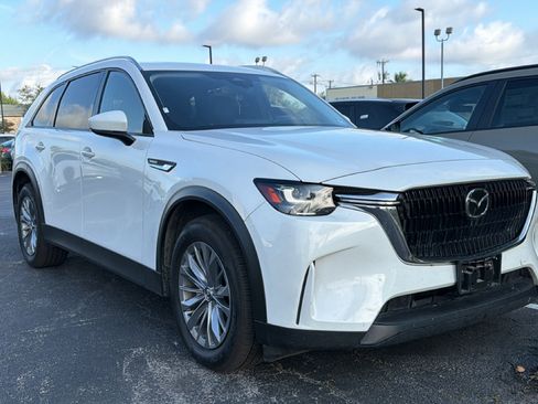 Used 2024 MAZDA CX-90 Plug-In Hybrid w/ Preferred AWD/4WD image 22