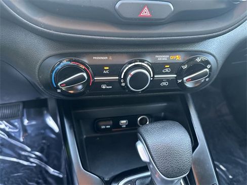 Used 2024 Kia Soul LX w/ Option Group 015 image 17