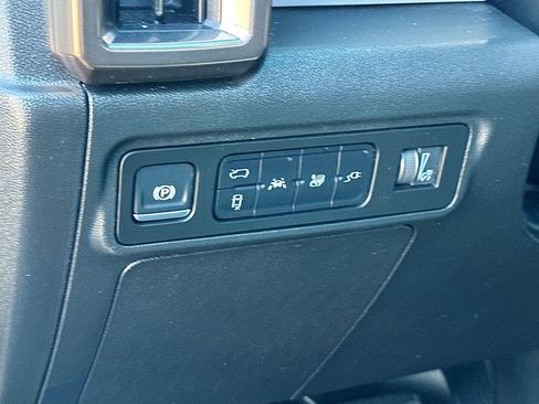 Certified 2024 GMC Hummer EV 3X image 11