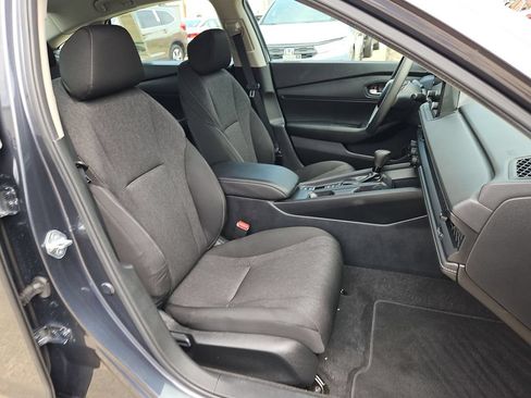 Used 2025 Honda Accord LX image 31