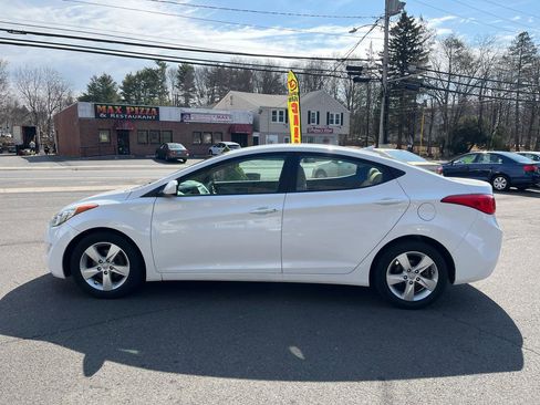 Used 2012 Hyundai Elantra GLS w/ Preferred Pkg 3 image 2