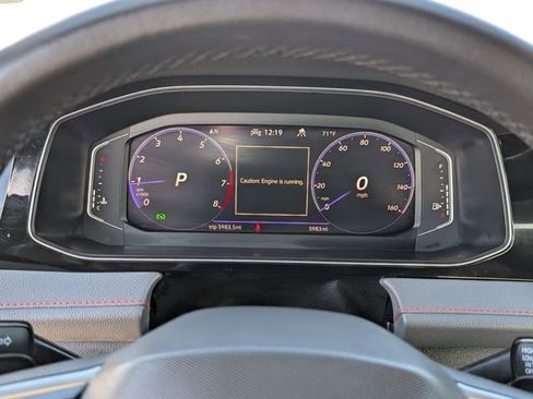 Used 2025 Volkswagen Jetta GLI Autobahn image 22