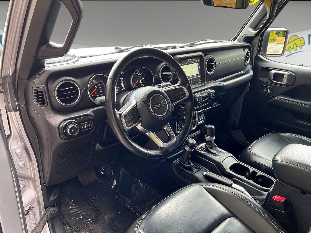 Used 2020 Jeep Wrangler Unlimited Sahara w/ Uconnect 4C Nav & Sound Group AWD/4WD image 8