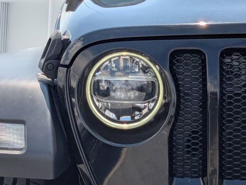 Used 2020 Jeep Wrangler Unlimited Sport AWD/4WD image 9