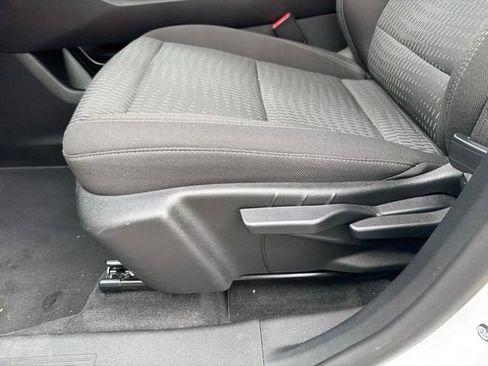 Used 2026 Chevrolet Equinox LT AWD/4WD image 34