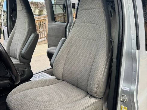 Used 2016 Chevrolet Express 3500 LT w/ LT Preferred Equipment Group image 24