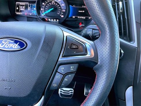 Used 2023 Ford Edge ST-Line image 12