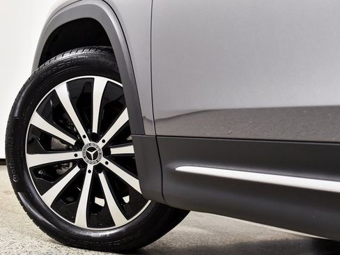 Certified 2023 Mercedes-Benz GLB 250 image 13