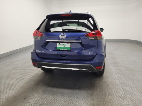 Used 2017 Nissan Rogue SV image 7