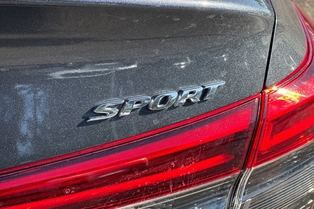 Used 2022 Honda Civic Sport image 25