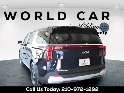 New 2026 Kia Carnival LXS image 5
