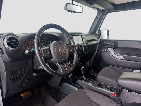 Used 2018 Jeep Wrangler Unlimited Sport S AWD/4WD image 10