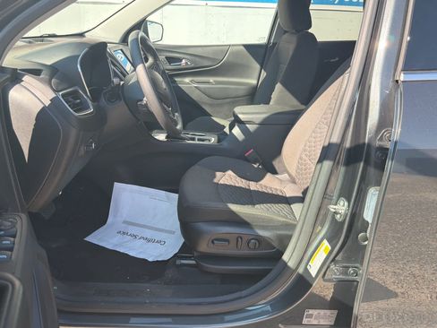 Used 2020 Chevrolet Equinox LT FWD image 17