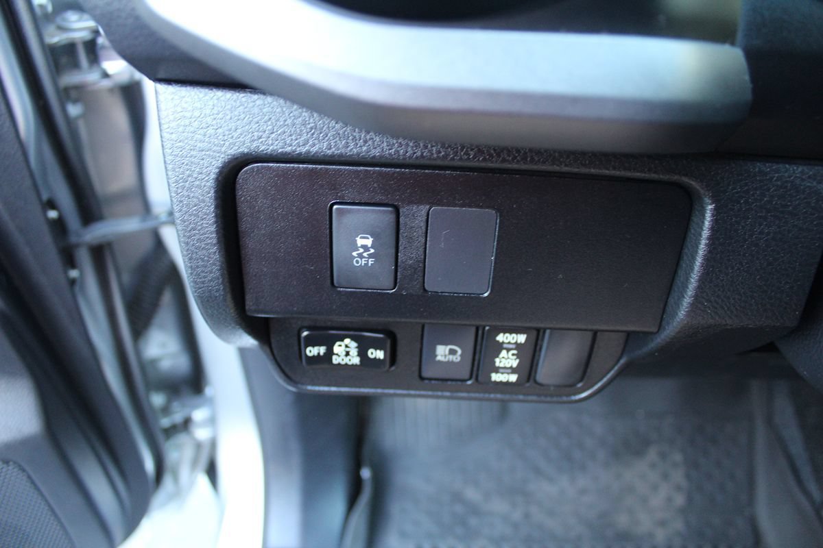 Used 2021 Toyota Tacoma TRD Sport w/ Technology Package AWD/4WD image 28