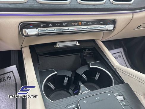 Used 2022 Mercedes-Benz GLS 450 4MATIC image 33
