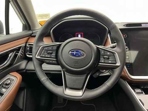 Used 2025 Subaru Outback Touring XT w/ Popular Package #2 image 21