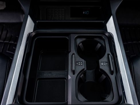 Used 2024 Ford F350 Lariat w/ Lariat Ultimate Package image 27