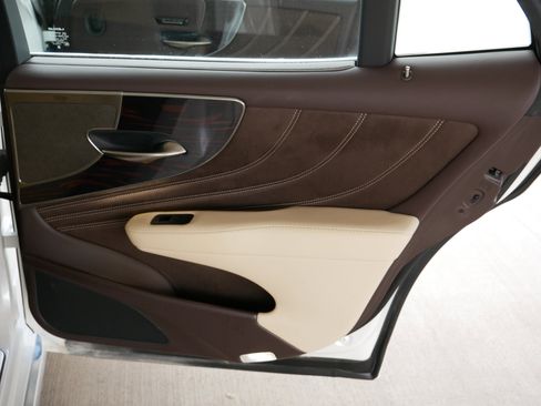 Used 2019 Lexus LS 500 AWD w/ Interior Upgrade Package image 18