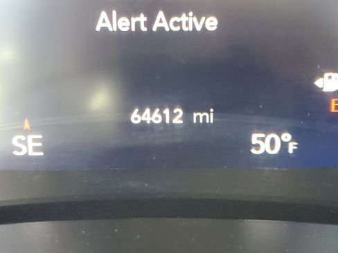 Used 2024 Chrysler Pacifica Touring-L image 24