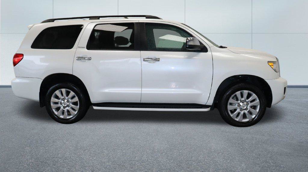 Used 2016 Toyota Sequoia Platinum AWD/4WD image 9